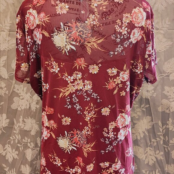 No Boundaries Women's Floral Criss Cross Blouse, Size XXXL/3XG/21, Gently Used - Picture 2 of 3